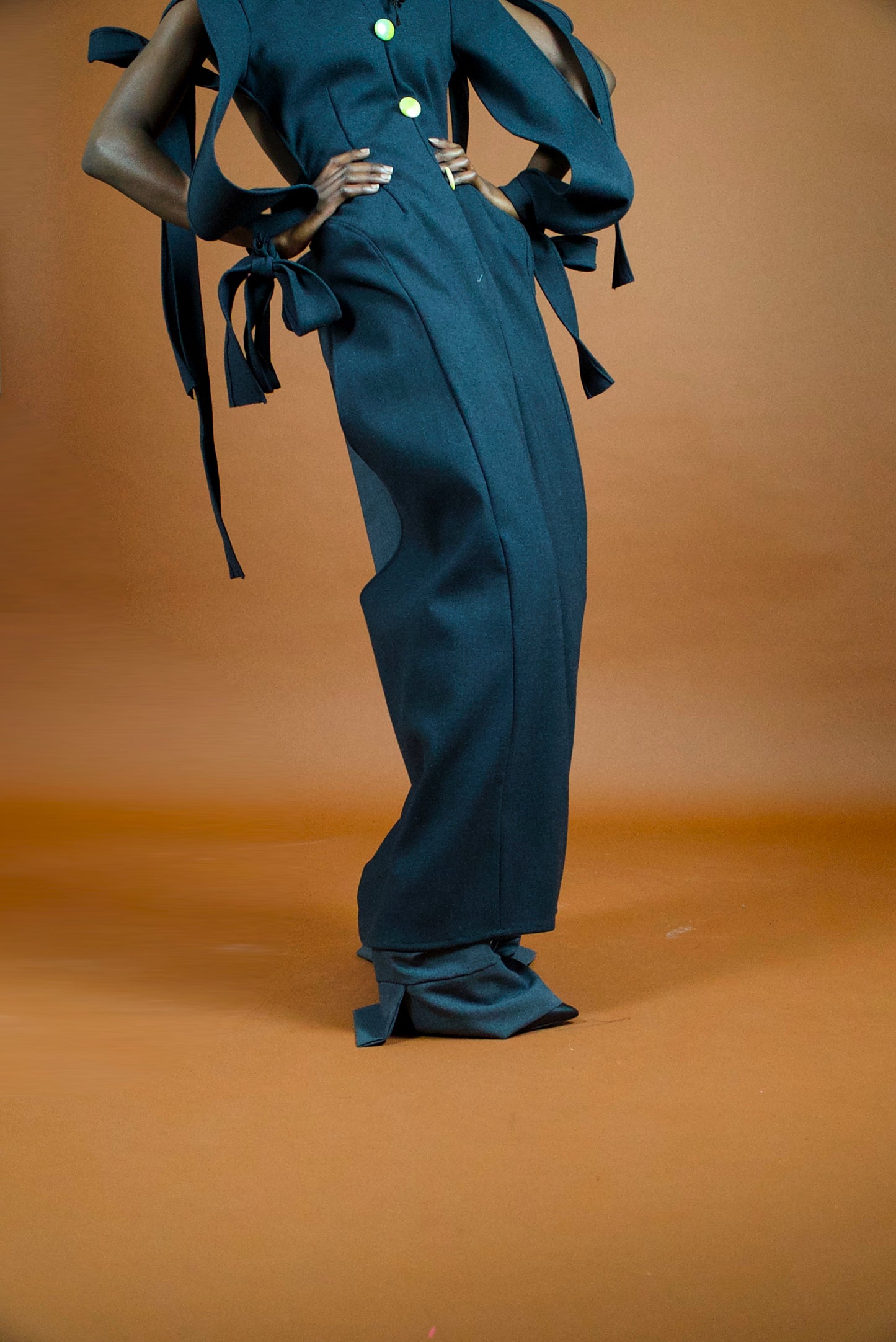 Box-Back-Bow